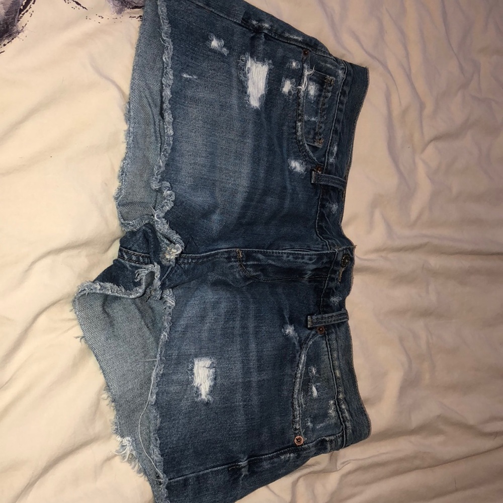 Lucky Brand “the cut off” distressed denim shorts